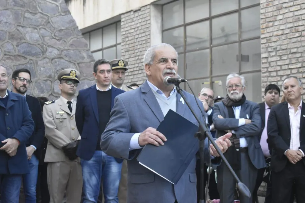 Marino: “Viva Viedma, viva Patagones, viva nuestra Comarca, feliz cumpleaños para todos”