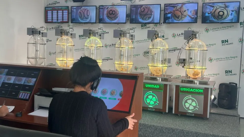 El sorteo se hizo en la sede de la Lotería de Río Negro. Foto archivo.