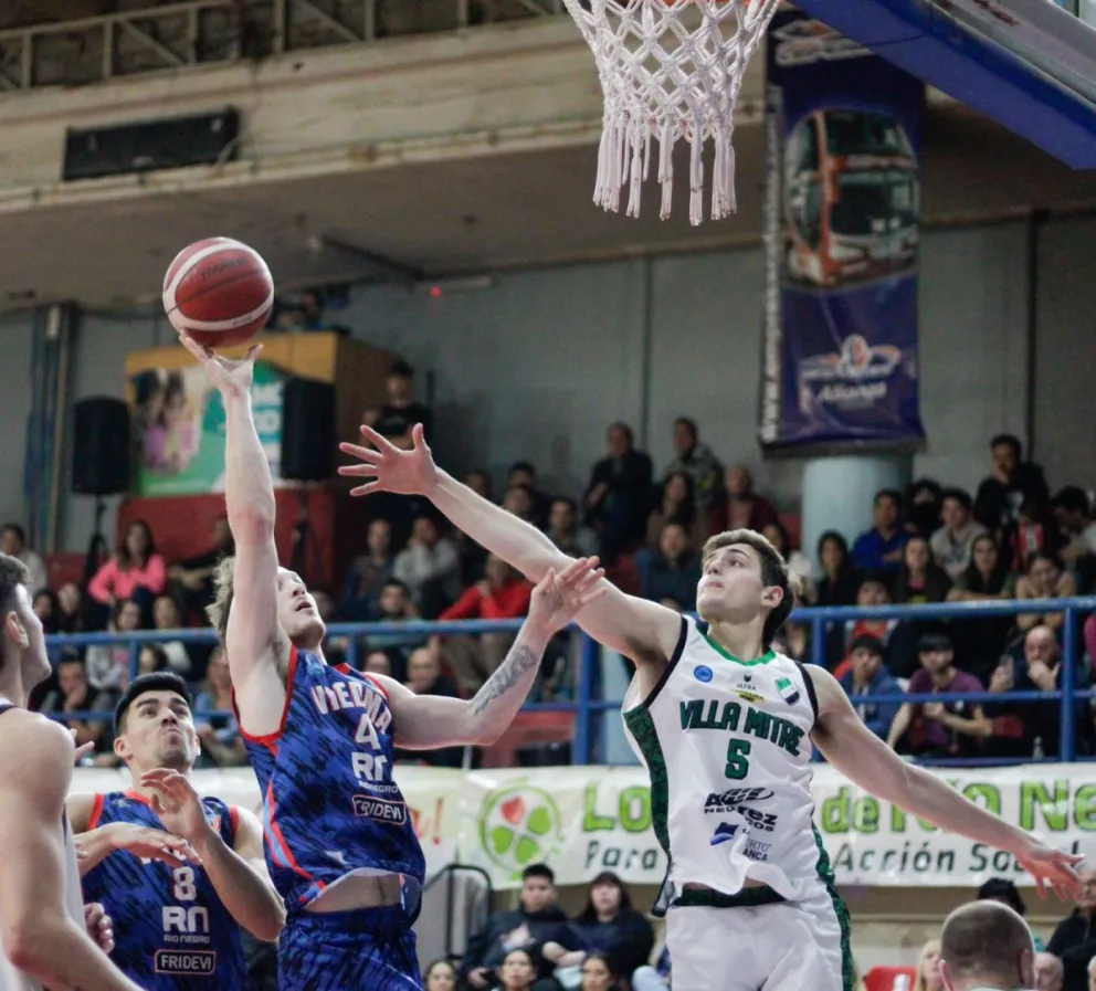 Deportivo Viedma cayó ante Villa Mitre en el primer juego de los cuartos de final