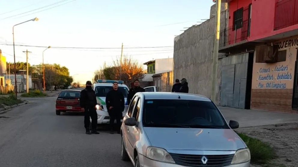 Un sujeto robó el auto a un vecino y personal de la 30º lo metió entre rejas