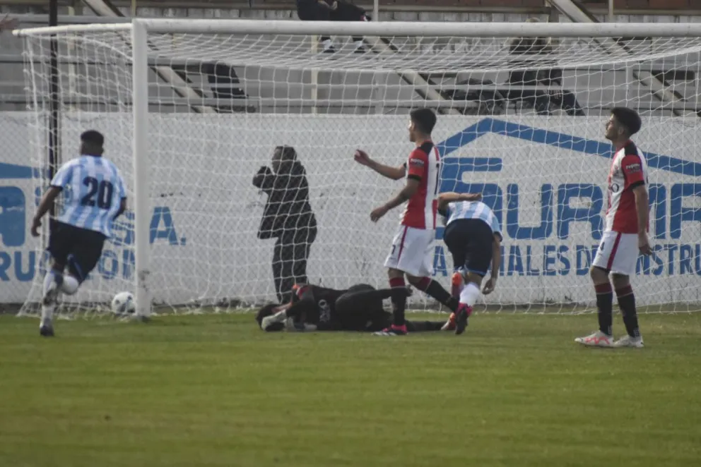 La famosa ley del ex: Ezequiel Santángelo anotó en la última para la victoria de Sol ante Sansinena