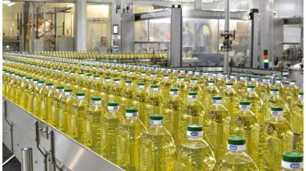 Aceiteros anuncian paro indefinido en contra de la Ley de Bases