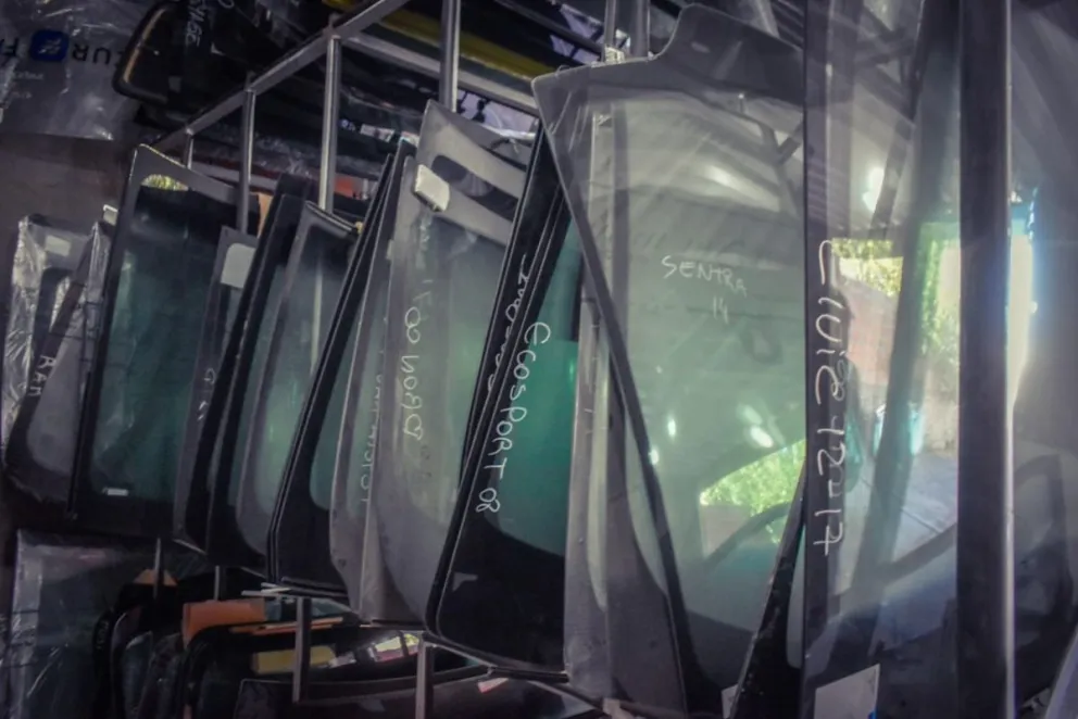 ¿Cuánto cuesta cambiar un parabrisas en la Comarca? 