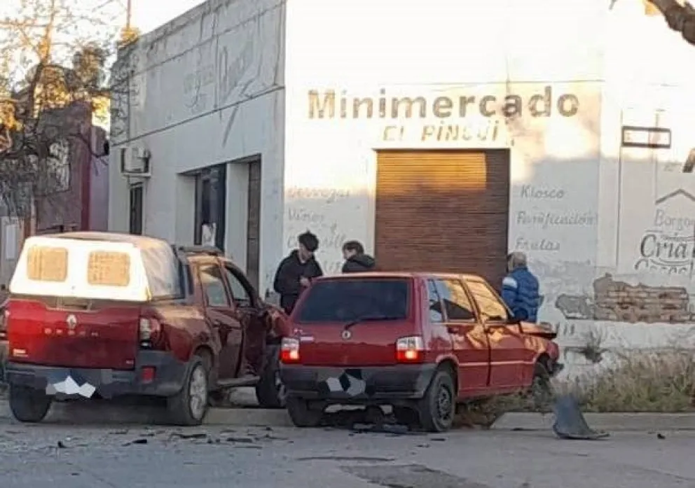 Se habría encandilado con el sol de frente y protagonizó un accidente