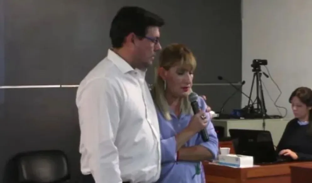 “A Ud señor Parra: Agustina dice que no es no”