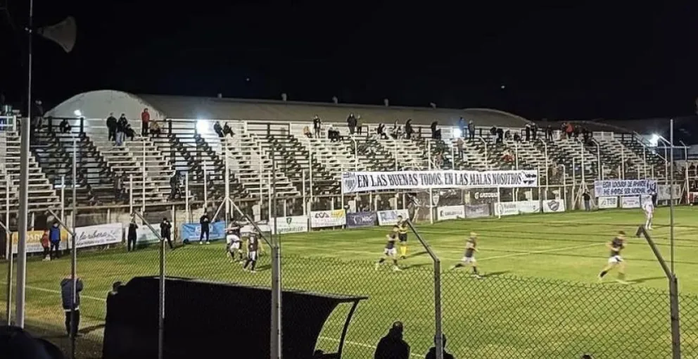 Sol no pudo con Cipolletti y dejó pasar una chance clara de escalar en la tabla