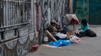 Según la Universidad Di Tella, casi el 49% de la población se encuentra en situación de pobreza