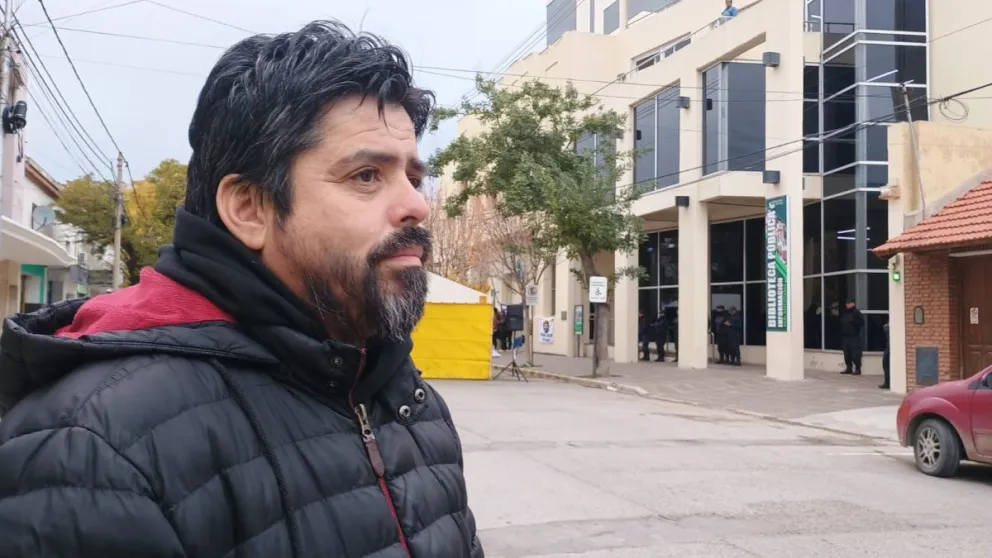 Sanhueza: “lo que están haciendo es una afectación de derechos a los trabajadores y trabajadoras”