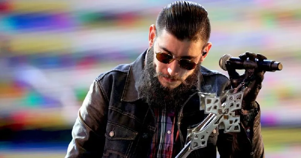 El cantante Ulises Bueno deslumbra con su nueva novia cordobesa