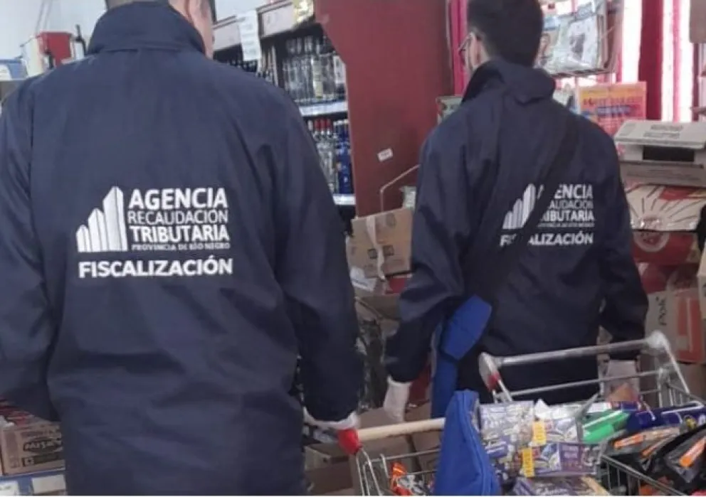 Encuentran más de 8.000 productos vencidos en supermercados