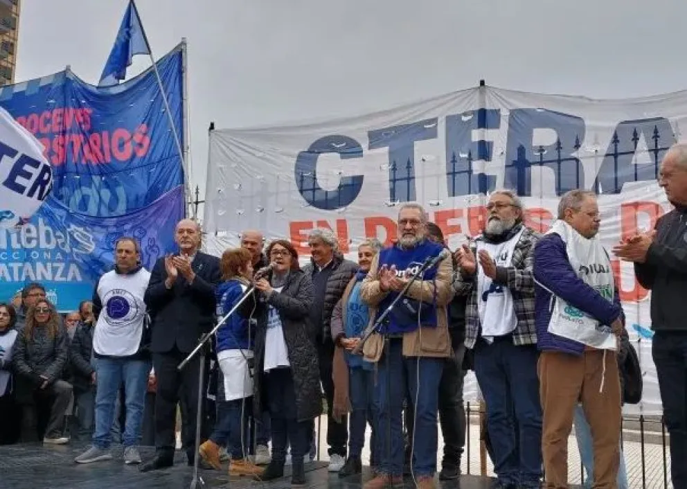 Paro docente: Gobierno desestima convocatoria a paritarias sectoriales