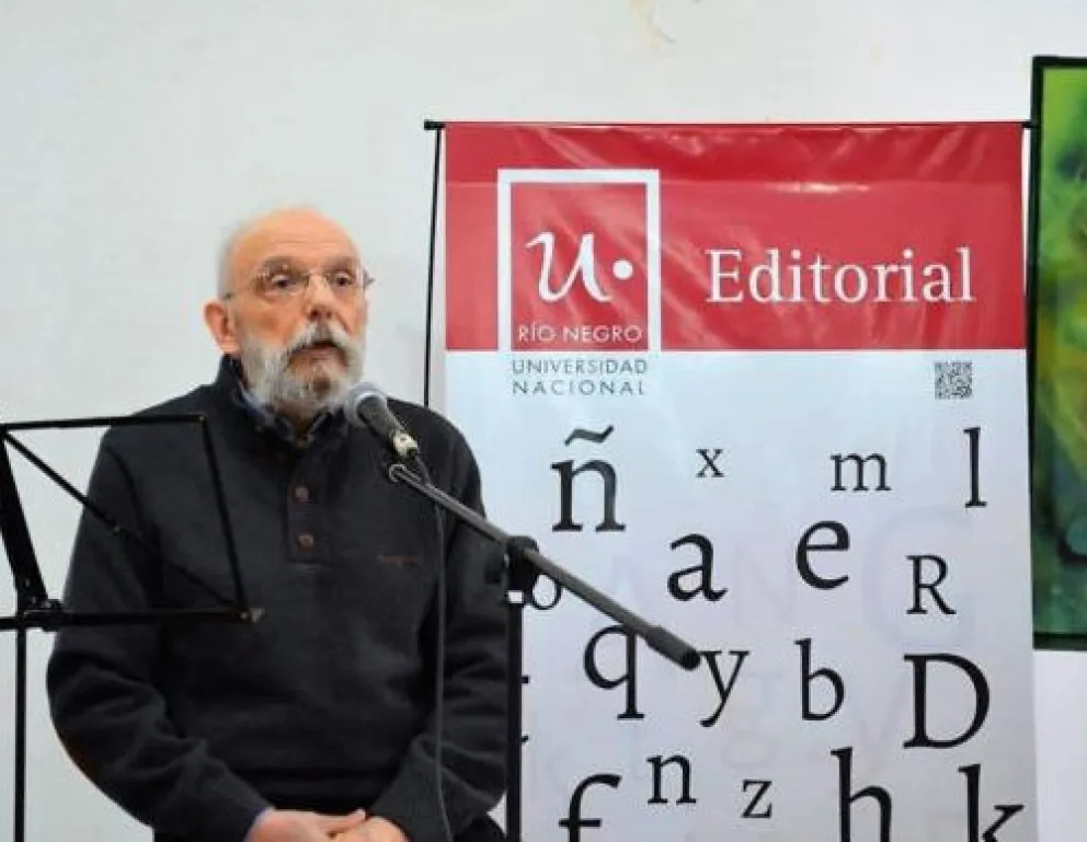 Promueven un reconocimiento al periodista y escritor Raúl Artola