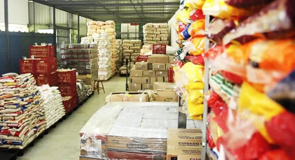 La Iglesia le solicitó al Gobierno que reparta las toneladas de alimentos guardados por Capital Humano