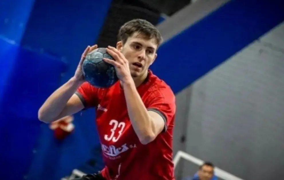 Tomás Garay inicia su actividad en el Sur – Centro de clubes defendiendo los colores de Colegio Ward