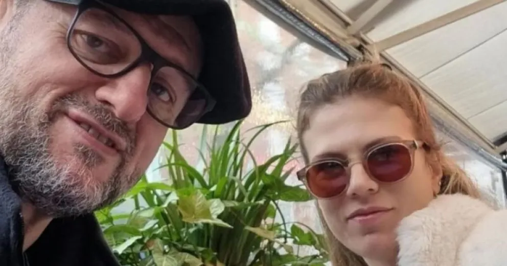 Christophe Krywonis se defiende y muestra su lado más romántico en redes sociales