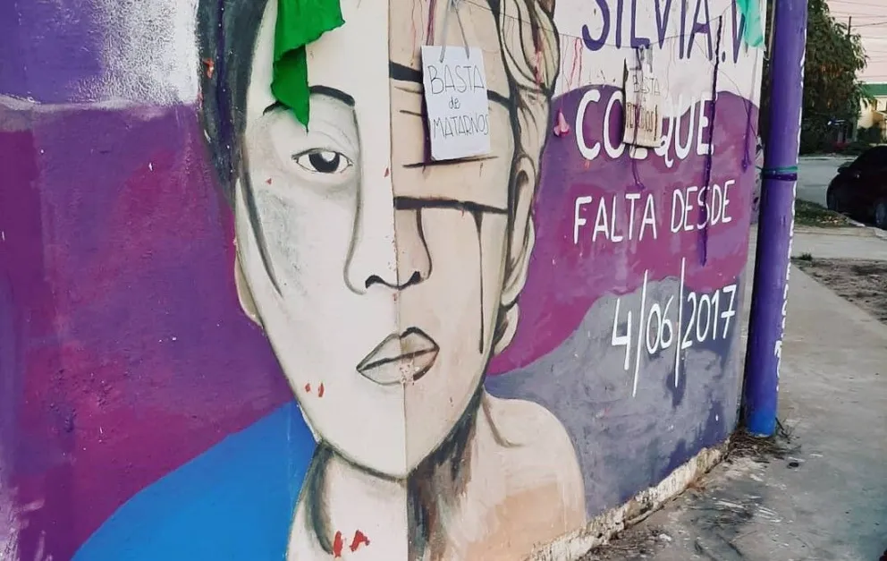 Convocan a restaurar el mural de Silvia Vásquez Colque