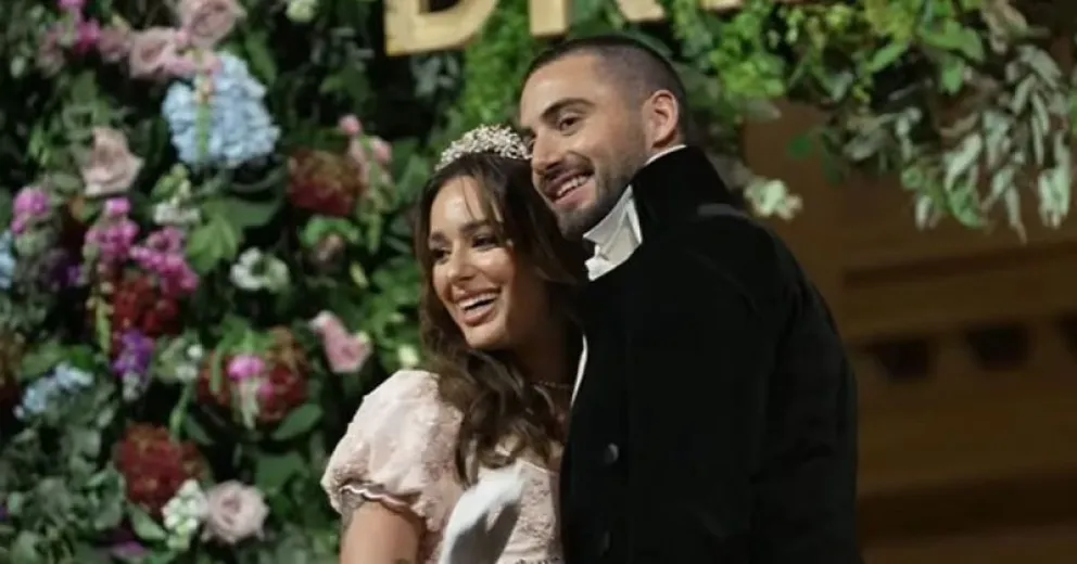 Así fue la falsa boda de Nico Occhiato y Flor Jazmín Peña en el Teatro Colón