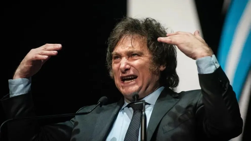 Milei viaja a El Salvador para asistir a la asunción del segundo mandato de Bukele