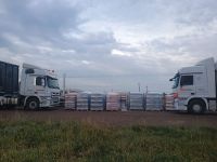 Caminera: Limpian camión contaminado y se llevan las cargas fuera de la ciudad