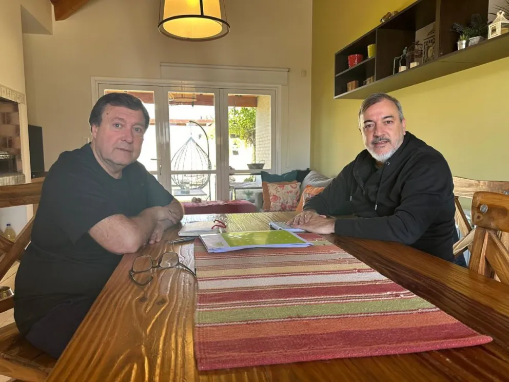 Weretilneck y Aguiar definieron retomar negociaciones salariales el lunes 10