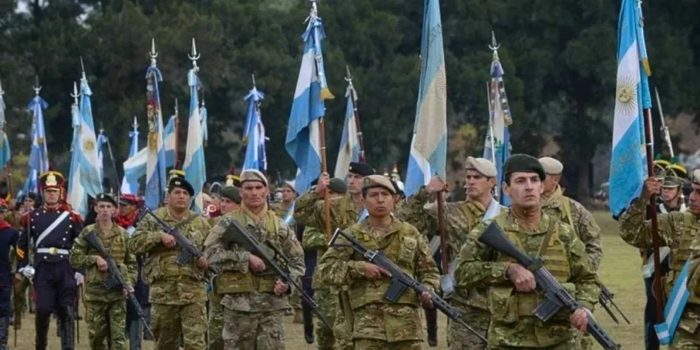 El Gobierno anunció un aumento de sueldo para las Fuerzas Armadas