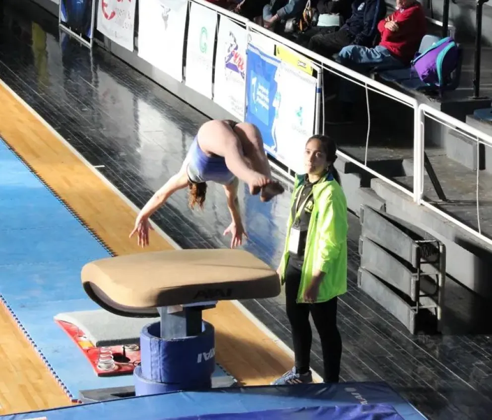 Viedma recibe el regional de clubes de gimnasia