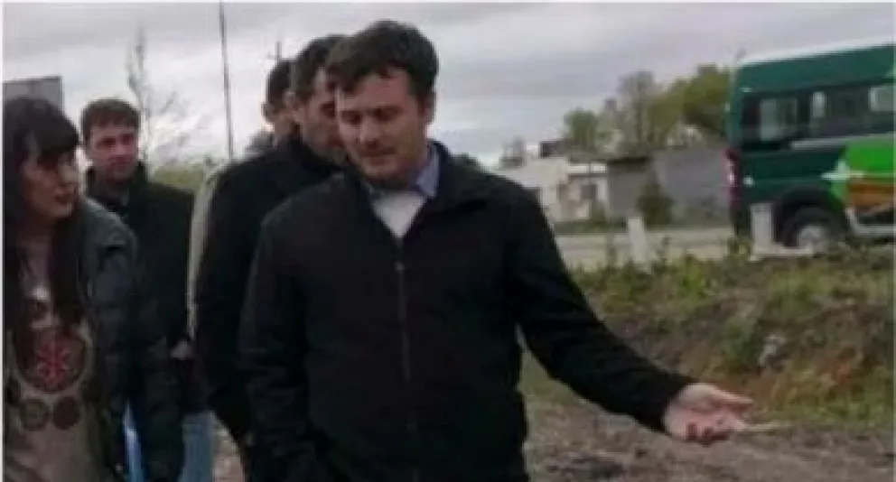 Zaragoza habló en profundidad sobre las obras en Viedma: bacheo, el loteo Los Hornos y el Centro de Desarrollo Infantil