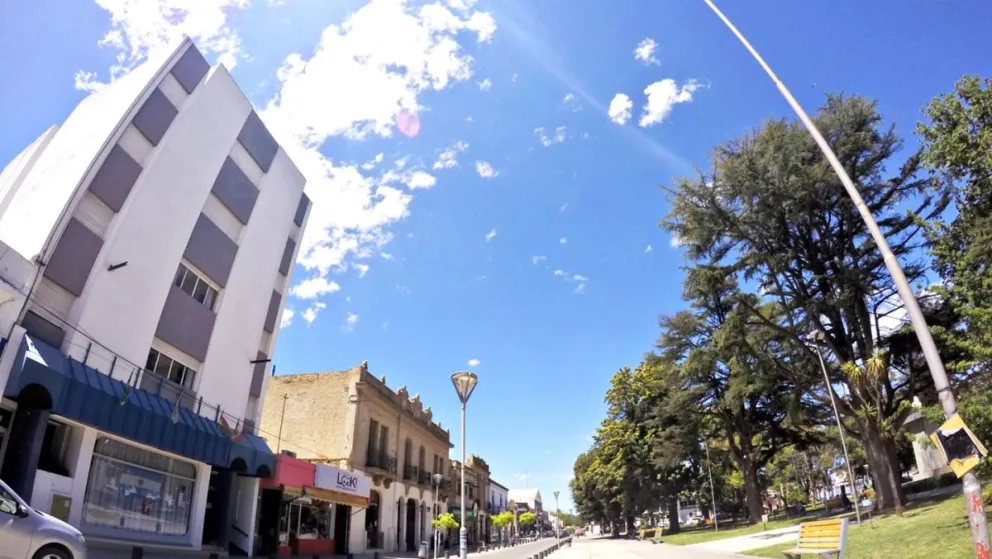 La Mutual del Banco de Río Negro se desprendió del histórico hotel Peumayen