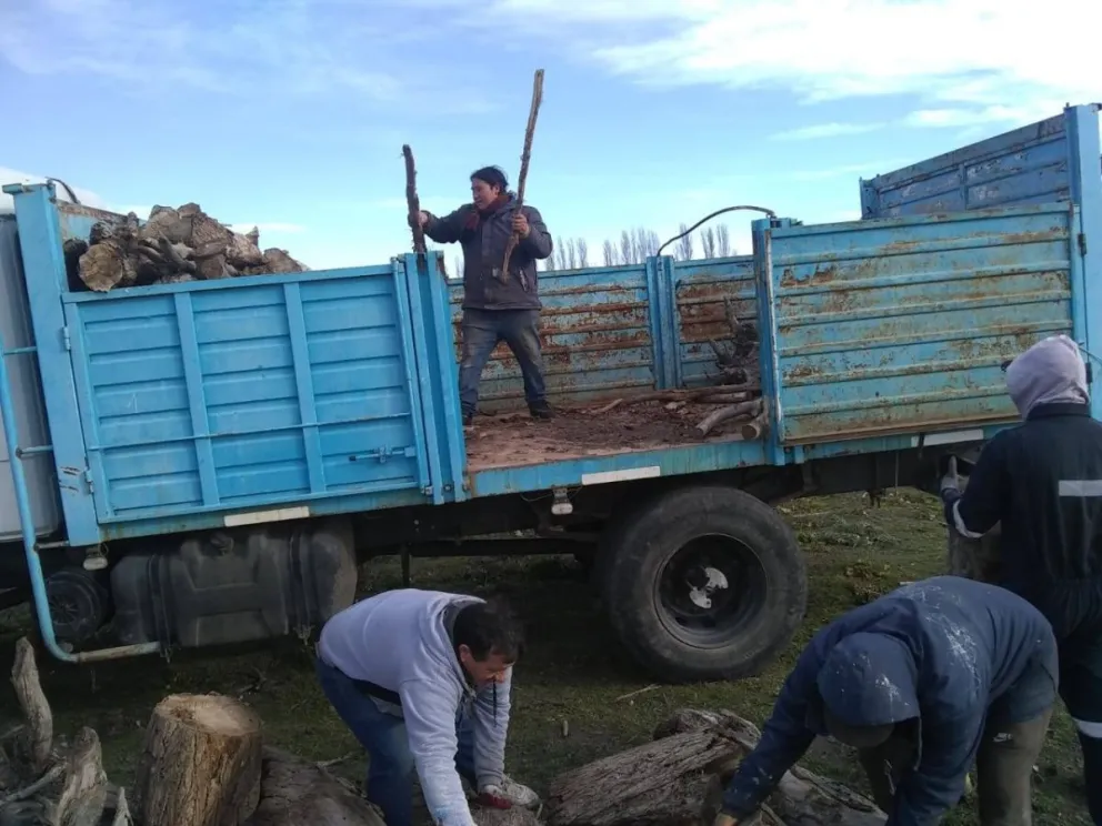 Vecinos solidarios se unen para ayudar a familias en situación difícil