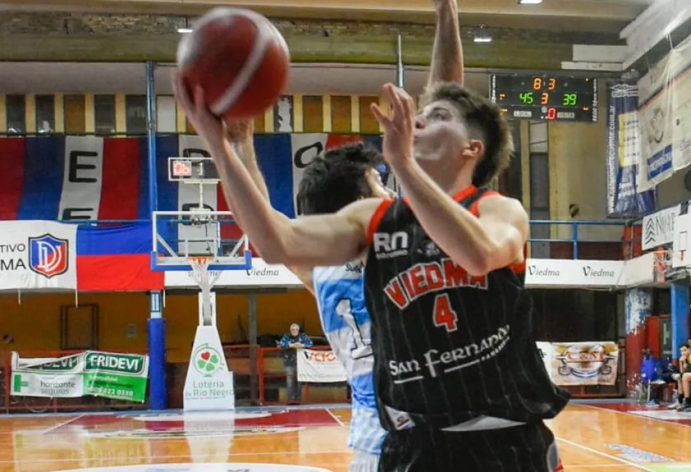 Deportivo Viedma ganó y estira su invicto en el Apertura