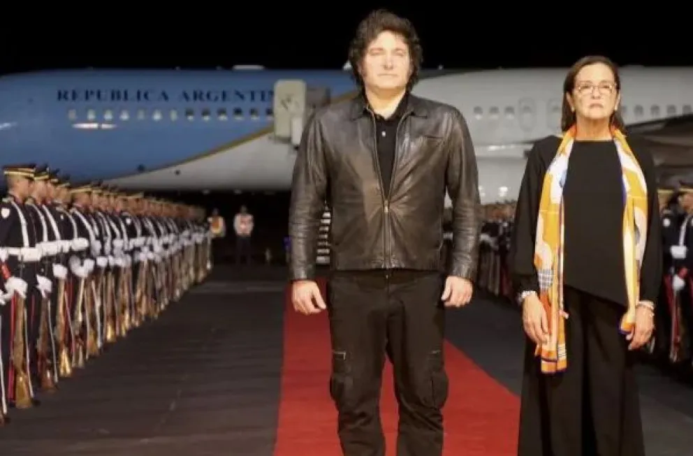 Milei bajo la lupa judicial por sus viajes al extranjero