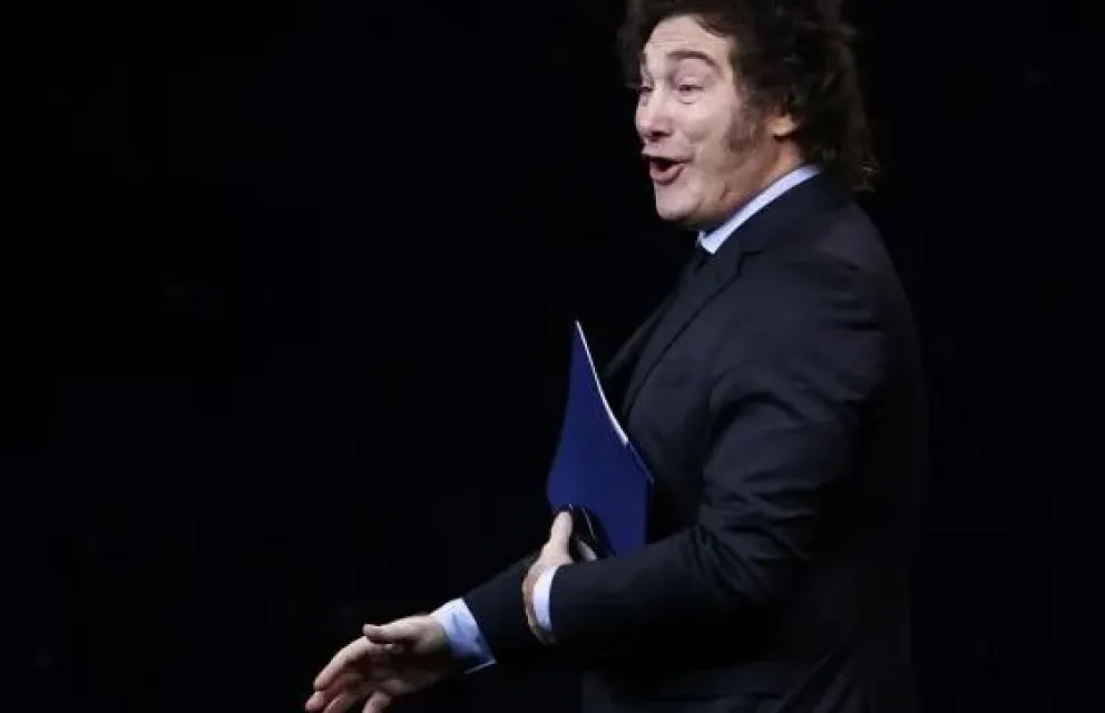 Milei amenaza con bajar el gasto público hasta que le duela a la política
