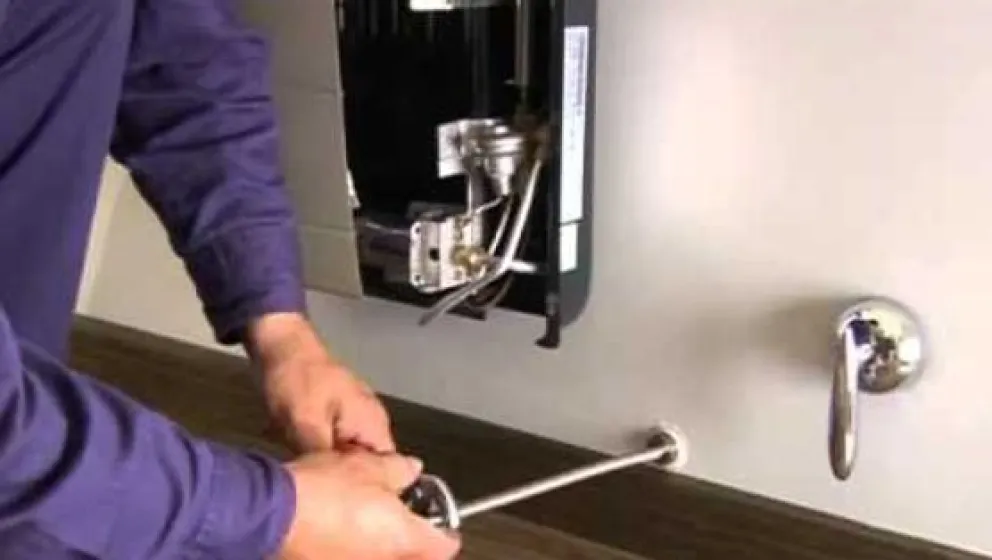 La primera verificación tiene que ver con el color de la llama, siempre debe ser azul. Foto: archivo