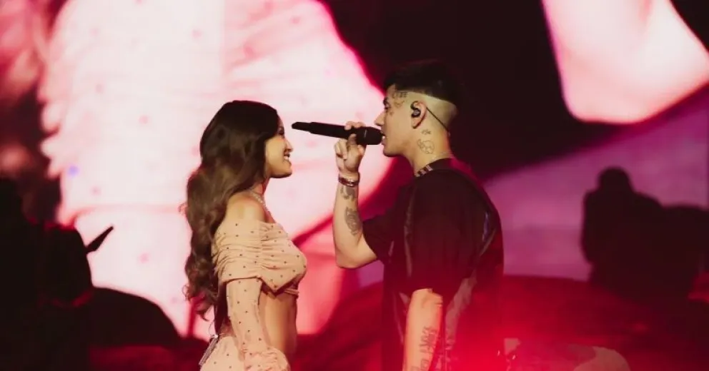 Noche romántica en Madrid: Duki y Emilia Mernes vivieron un momento tierno