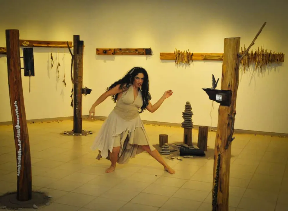 Nueva exposición en la Legislatura: “Primitiva” de Tesy Heinze