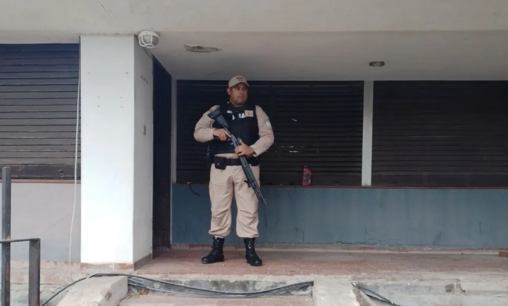 Se produjeron allanamientos por drogas en una casa y en un comercio de Viedma