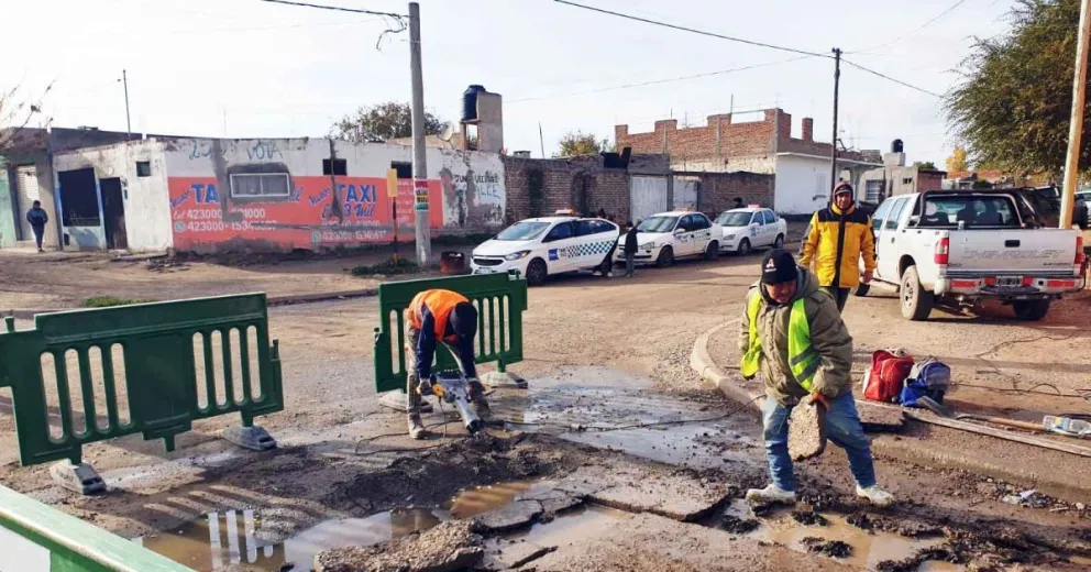 Mantenimiento de calles en Viedma: "Estamos tratando de llegar a todos los barrios"