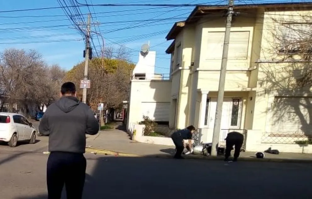 Un motociclista voló por los aires marcando dos sucesos violentos en pocas horas