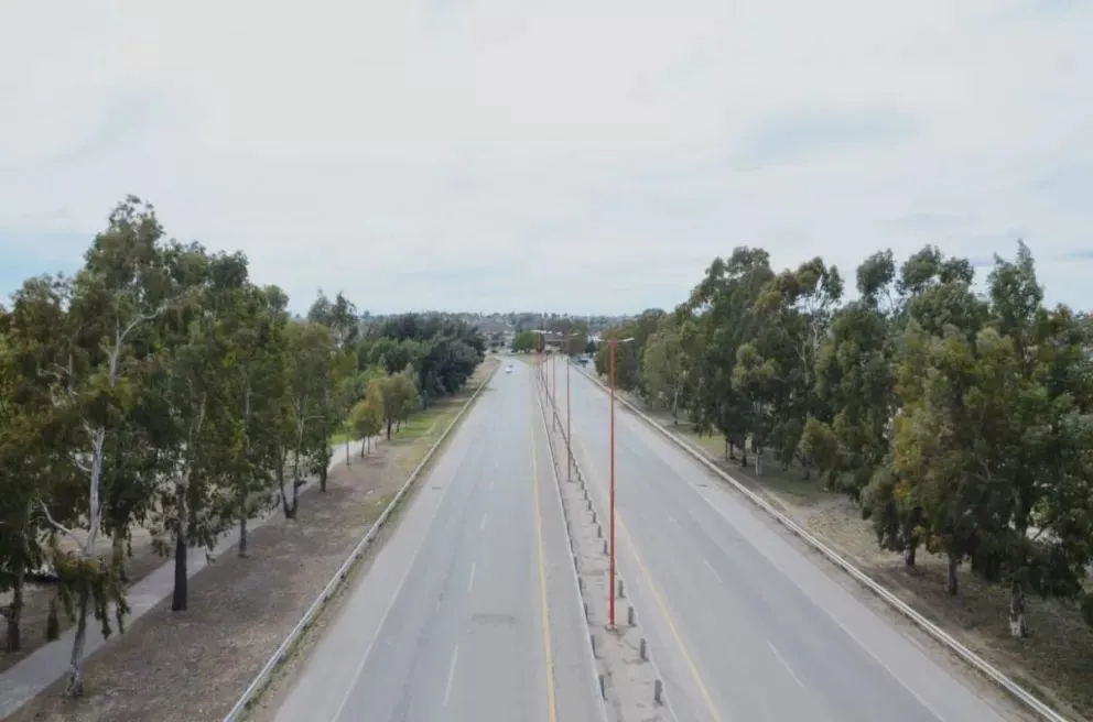 Reclamo de muchos días por la falta de iluminación en la autovía de la ruta 3