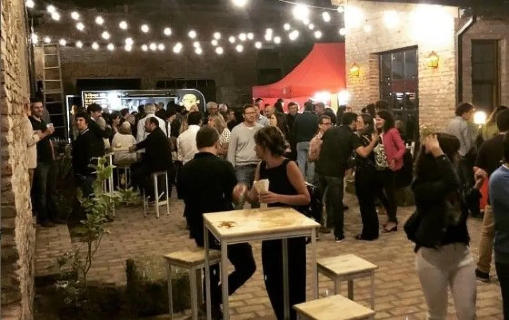 Presentación de la obra "Fausto y Criollo" en Carmen de Patagones