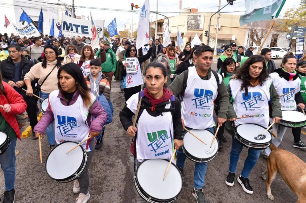 Este jueves 5 habrá paro docente y movilización en las calles de Viedma (Foto: archivo)