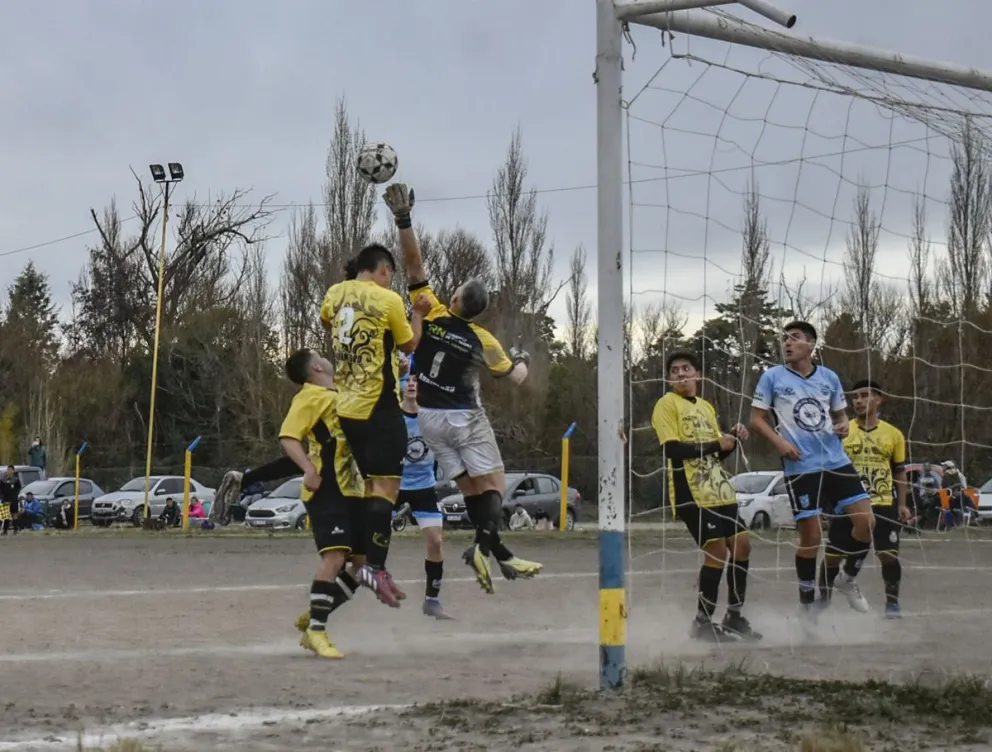 Jorge-Fátima, Cultural-Villalonga y Stroeder-Inalauquen los duelos de este jueves. 