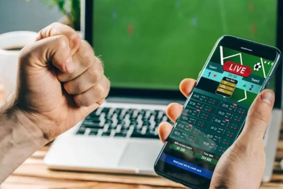 Preocupación por los chicos atrapados en la red de apuestas ilegales on line