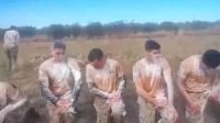 VIDEO: arrojaron cal viva a 35 soldados en un rito de iniciación