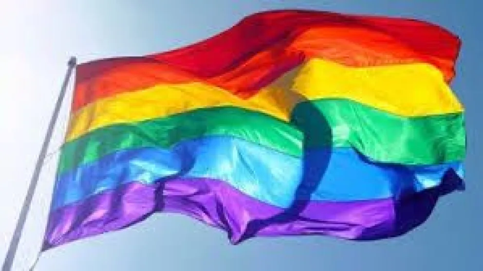 28 de junio Día del Orgullo: La Comarca celebra con el izamiento de la bandera LGBTIQ+