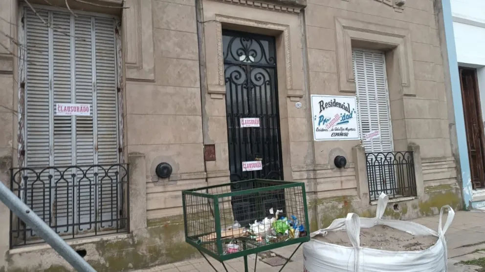 Luego de varias advertencias, clausuran un geriátrico y 19 abuelos debieron ser reubicados