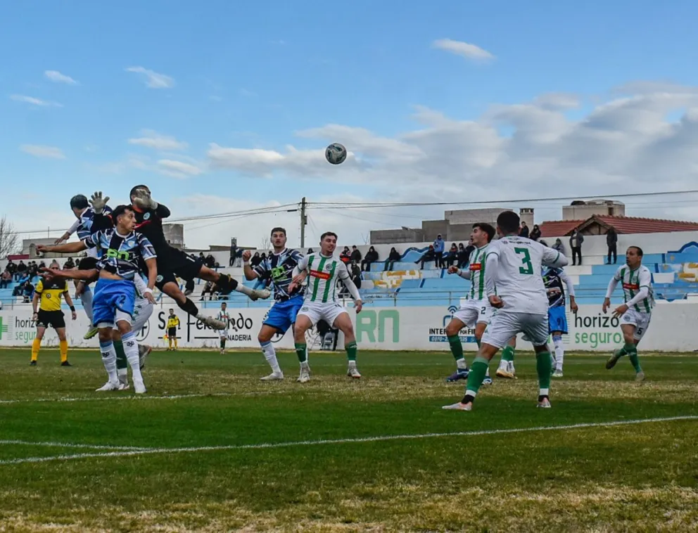Sol de Mayo ganó con el último suspiro y sueña con la clasificación