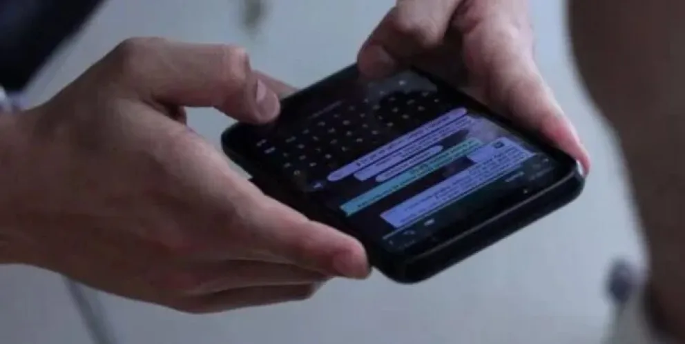 El contacto fue por redes sociales y luego a través de WhatsApp