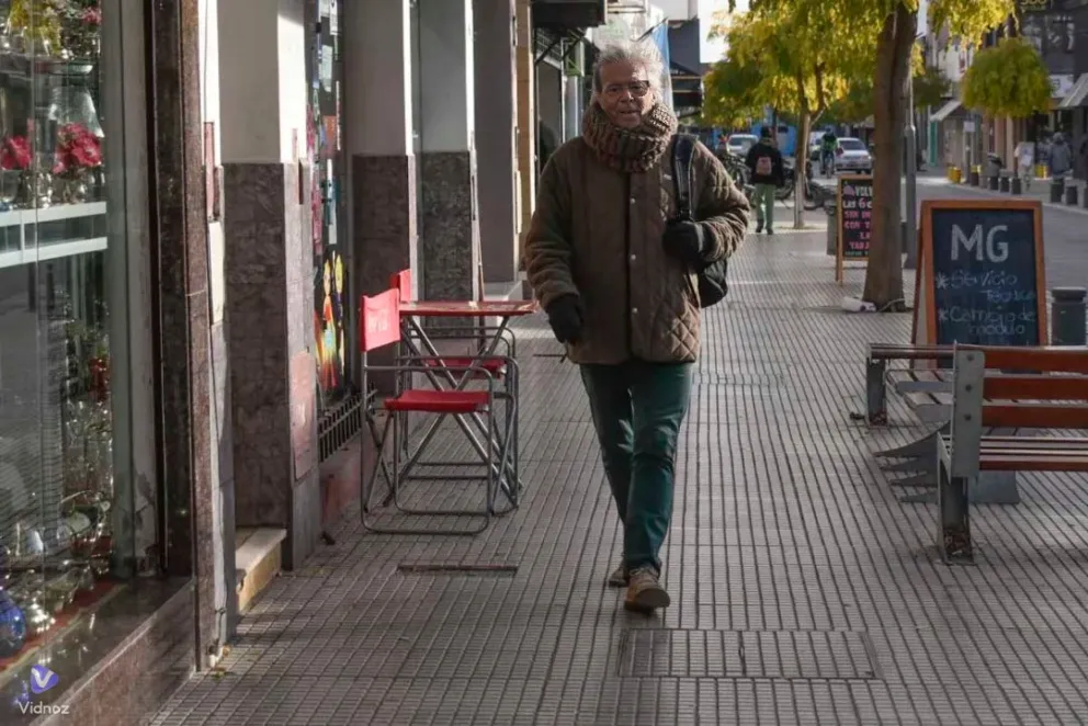 A abrigarse bien que se viene el frío. 