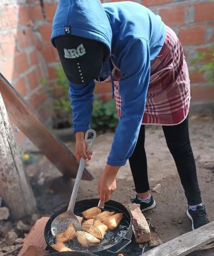 Tiempos difíciles: espacios comunitarios ponen manos a la obra 